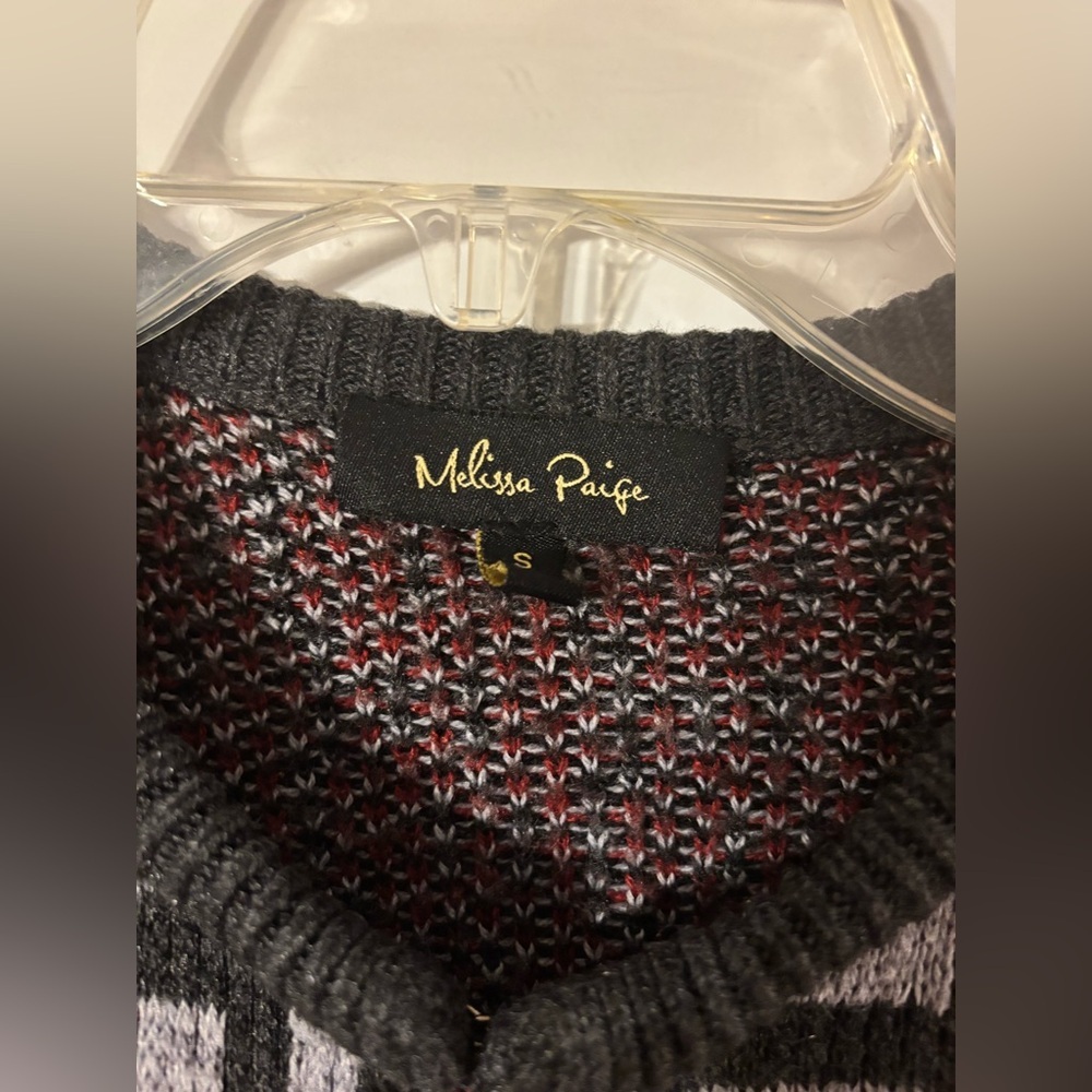 Melissa Paige Black and Red Knit Sweater - Picture 2 of 9